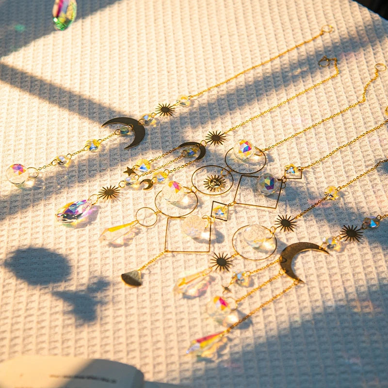 Crystal Suncatcher Crystal Wind Chimes Garden Rainbow Sun Catcher Garden Hanging Pendant Window Wind Music Home Garden Decor